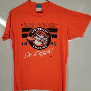 Vintage 1985 Detroit Tigers Sneakers Tag, Large deadstock Single stitch Made USA